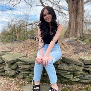 Meet your Posher, Annah